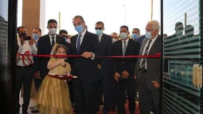 وزير الاتصالات يفتتح 3 مراكز خدمات بريدية