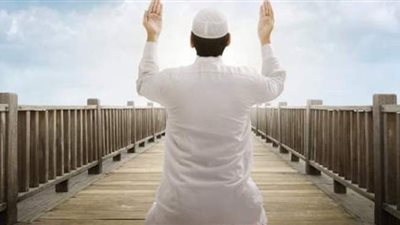 تعرف على صيغة دعاء الاستفتاح وموقعة في الصلاة