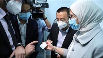 الصحة تفتح باب التطوع في التجارب السريرية للقاح فيروس كورونا