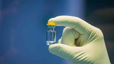 جامعة أكسفورد تعلن استئناف التجارب السريرية النهائية للقاح كورونا