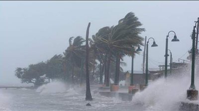 العاصفة سالي تشتد مع اقترابها من سواحل الولايات المتحدة