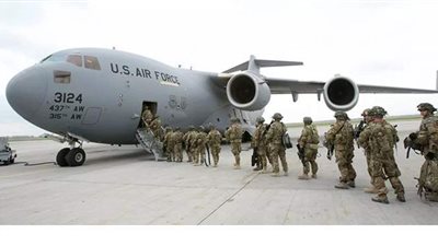 الفلبين ترحل جنديا أدين بقتل امرأة متحولة جنسيا لأمريكا