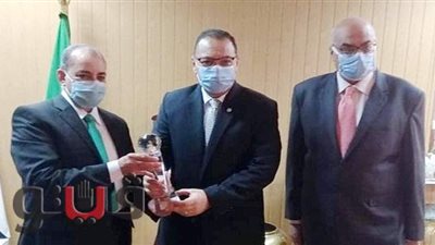 محافظ الشرقية لـ