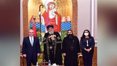 البابا تواضروس يبحث التعاون مع وزير خارجية أرمينيا