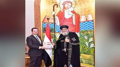 البابا تواضروس يستقبل سفير مصر الجديد بجنوب أفريقيا