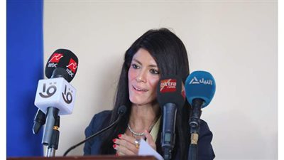 «المشاط» تشيد بدور الصناديق العربية في مشروعات تنمية سيناء