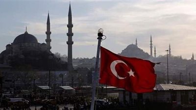 تركيا تسحب سفينة تنقيب من شرق المتوسط بعد مباحثات مع اليونان