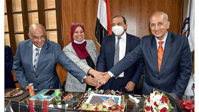 رئيس جامعة بنى سويف يترأس اجتماع مجلس شئون خدمة المجتمع