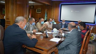 محافظ القليوبية يتابع  أعمال إنشاء ممشى النيل وتطوير الكورنيش