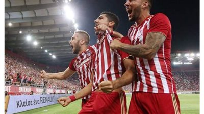 كوكا يتوج مع أولمبياكوس بكأس اليونان بالفوز على أيك 0/1