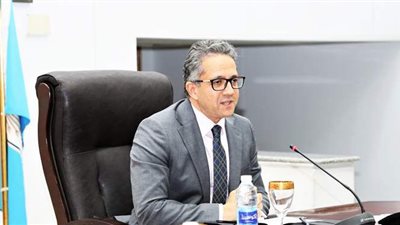 وزير السياحة والآثار يصدر قرارا بتشكيل لجنة لتسيير أعمال غرفة الشركات
