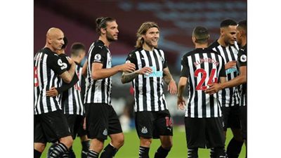 نيوكاسل يفوز على وست هام 0/2 في الجولة الأولى بالدوري الإنجليزي