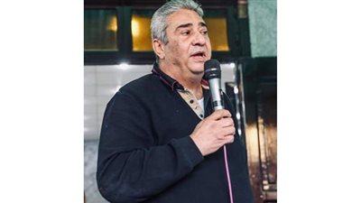 عمرو الشريف: 