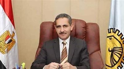 محافظة الغربية تعلن  عن طرح إقامة محطات تقوية الهواتف على مباني المحافظة