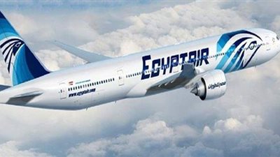 مصر للطيران تسير 4 رحلات استثنائية لعودة المصريين العالقين بالسعودية