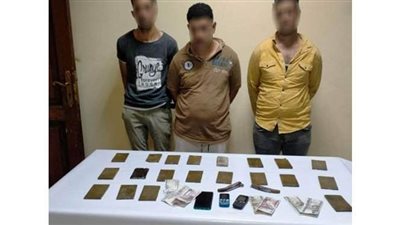 الأمن يداهم وكرا لتجارة الهيروين بالشرقية ويضبط 3 عاطلين بحوزتهم 20 طربة حشيش
