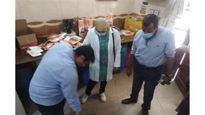 رئيس مدينة أجا تقود حملة على الأسواق  ومحلات بيع السلع والمطاعم والمخابز