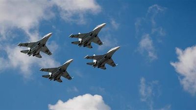 مقاتلات روسية تعترض 3 قاذفات أمريكية فوق البحر الأسود