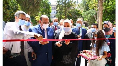 وزيرة التضامن تفتتح المعرض الدائم للحرف اليدوية بمشاركة 60 عارضا بالإسكندرية| صور