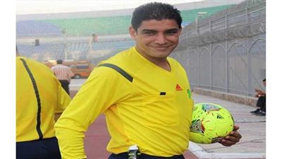 إسلام الشاطر ينتقد أداء إبراهيم نور الدين بمباراة الأهلي والاتحاد السكندري