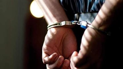 عايز يعمل مشاهدة.. ضبط المتهم بإلقاء أكياس مياه على السيارات وبث الفيديوهات بـ