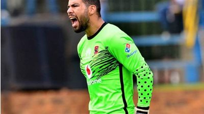 ناقصها حاجات.. مدير التعاقدات في بيراميدز يكشف عن آخر تطورات صفقة شريف إكرامي