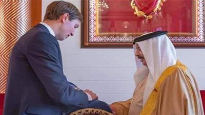 لفيفة التوراة..  هدية خاصة من كوشنر لملك البحرين