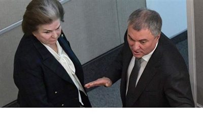 أول رائدة فضاء تغادر اجتماع مجلس النواب الروسى بأمر من رئيسه
