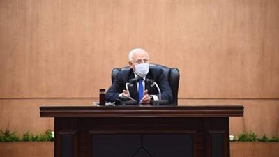 محافظ بورسعيد يشدد على أهمية التخلص  الآمن من النفايات الطبية بالمستشفيات