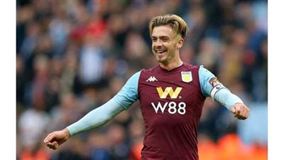 أستون فيلا يجدد عقد جوهرة الفريق جريليش