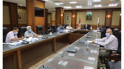 نائب محافظ سوهاج يترأس الاجتماع الثاني عشر للجنة مراجعة تراخيص أعمال البناء