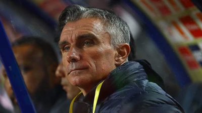 مصدر بالزمالك يكشف سبب تمسك كارتيرون بالرحيل