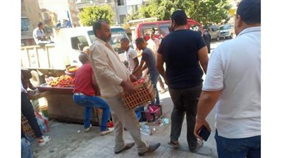 حملتان مكبرتان  لإزالة إشغالات الباعة الجائلين في الإسكندرية