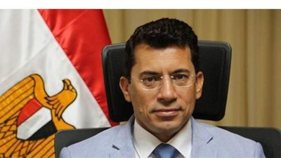 وزير الرياضة يدعم المصري البورسعيدي بمليونين وسبعمائة وخمسون ألف جنيه
