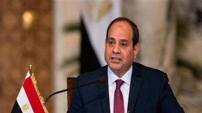 السيسي يكلف بتحسين أوضاع المعلم