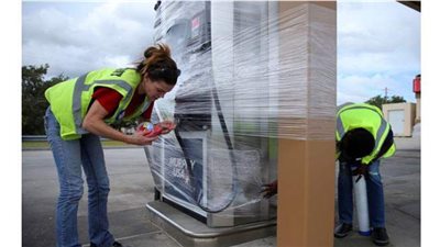 الإعصار سالي يتحرك بعيدا عن حقول النفط البحرية الأمريكية