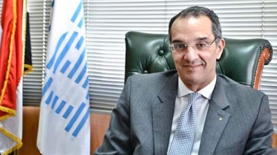 وزير الاتصالات يستعرض أهداف ومحاور مبادرة  