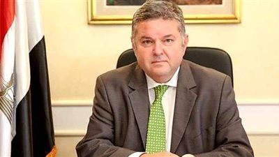 دعوة القطاع الخاص للتعاون مع الحكومة في إنشاء مجمعات للمشروعات الصغيرة