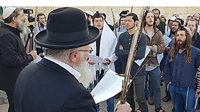 1.5 ألف حاج يهودي عالقون على الحدود الأوكرانية (فيديو)