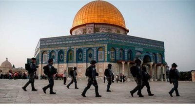 الأوقاف الفلسطينية تعلق الصلاة  بالأقصى 3 أسابيع بسبب كورونا