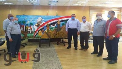احتفالا بالعيد القومى.. إهداء محافظ الشرقية جدارية فنية تجسد الحياة الشرقاوية