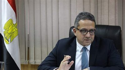 وزير السياحة والآثار يقترح تشكيل لجنة لتوحيد إجراءات مواجهة 