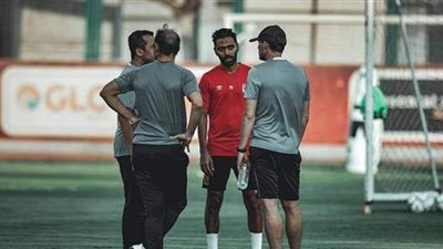 فايلر يعقد جلسة مع حسين الشحات بمران الأهلى