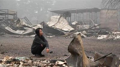 حريق جديد يهدد مخيما للاجئين في جزيرة ساموس اليونانية