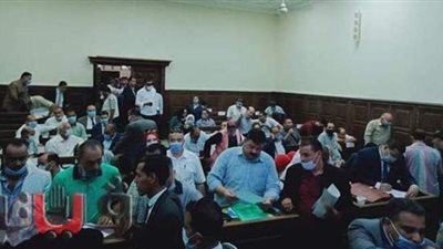 زحام ومشادات بمحكمة شرق الإسكندرية خلال تقديم طلبات الترشح لمجلس النواب | صور