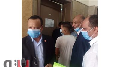 زحام أمام محكمة قنا الابتدائية في أول أيام تلقي طلبات الترشح لانتخابات النواب | صور