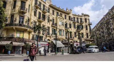 ماذا حدث للمصريين؟! .. القانون وحده لا يكفي.. خبراء يوضحون طرق ضبط وتقويم السلوك الإنساني.. والانتماء الوطني في المقدمة