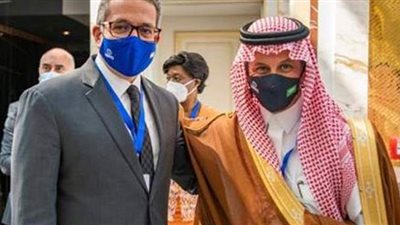 وزير السياحة والآثار يبحث مع نظيره السعودي سبل التعاون المشترك
