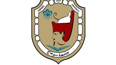 توقيع الكشف الطبي على الطلاب الجدد الملتحقين بجامعة سوهاج.. الأحد