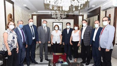 وزيرة الثقافة السورية تجتمع بأعضاء